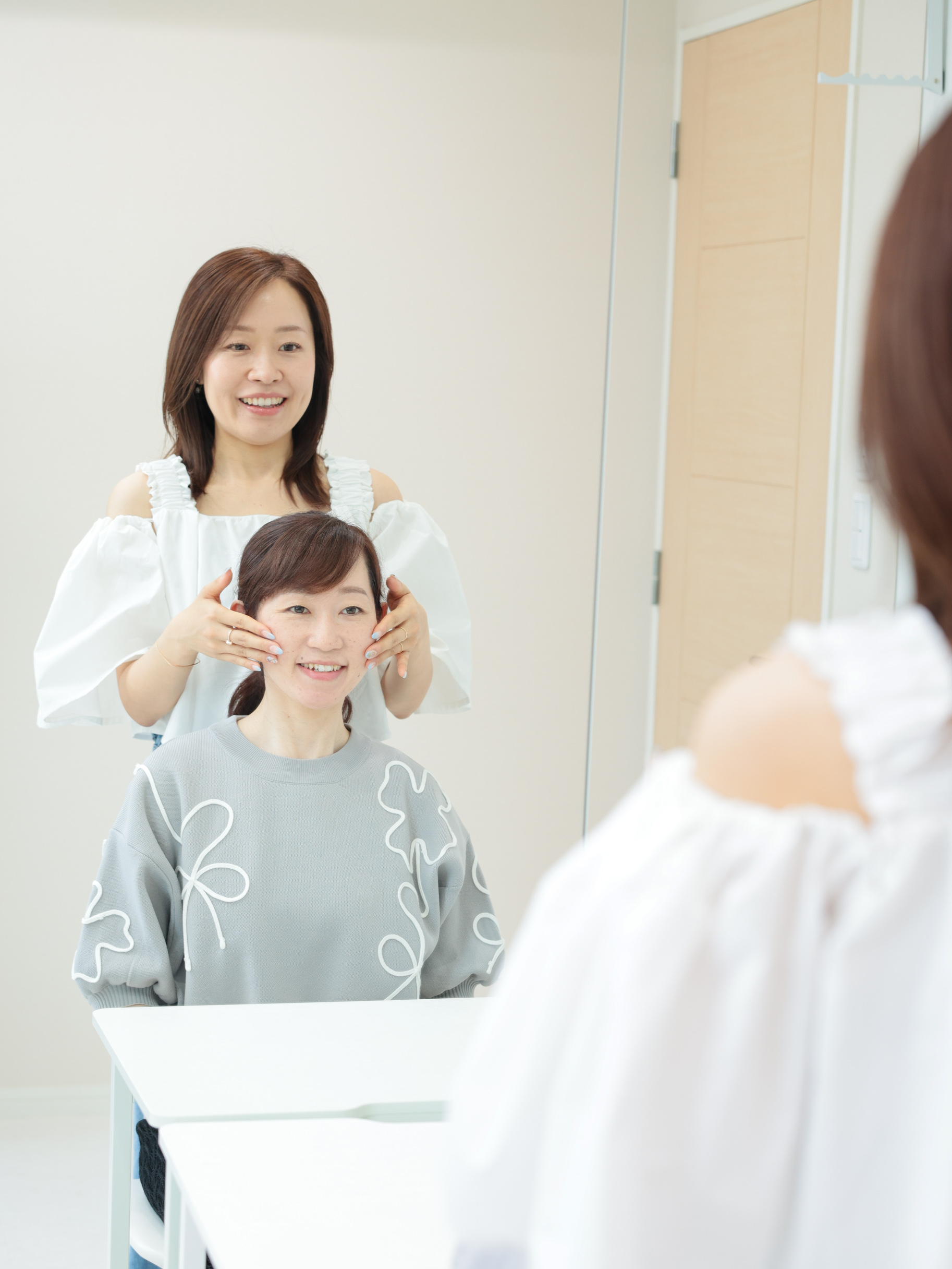 表情のクセを見る